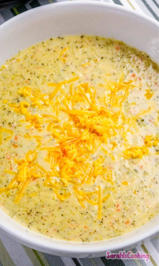 Crockpot Broccoli Cheese Soup Recipe