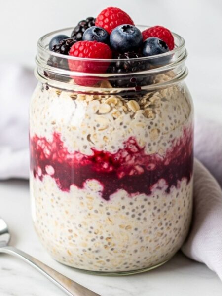 Overnight Oats with Berries Recipe