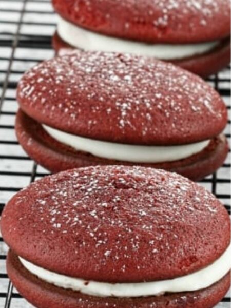 Soft Red Velvet Whoopie Pies