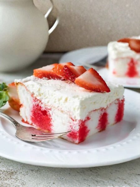 Strawberry Poke Cake Recipe